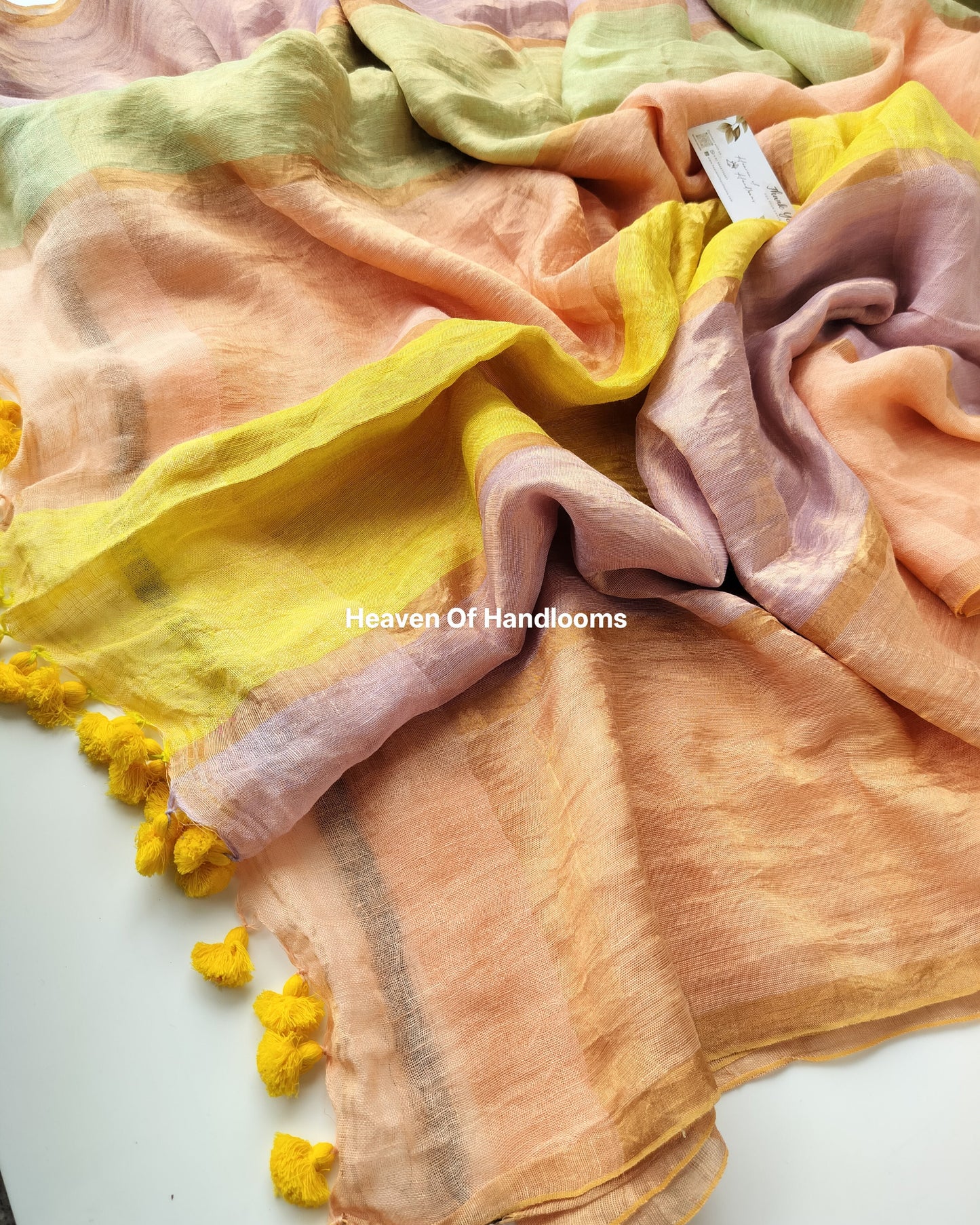 Linen by Linen - Yellow Gallinules