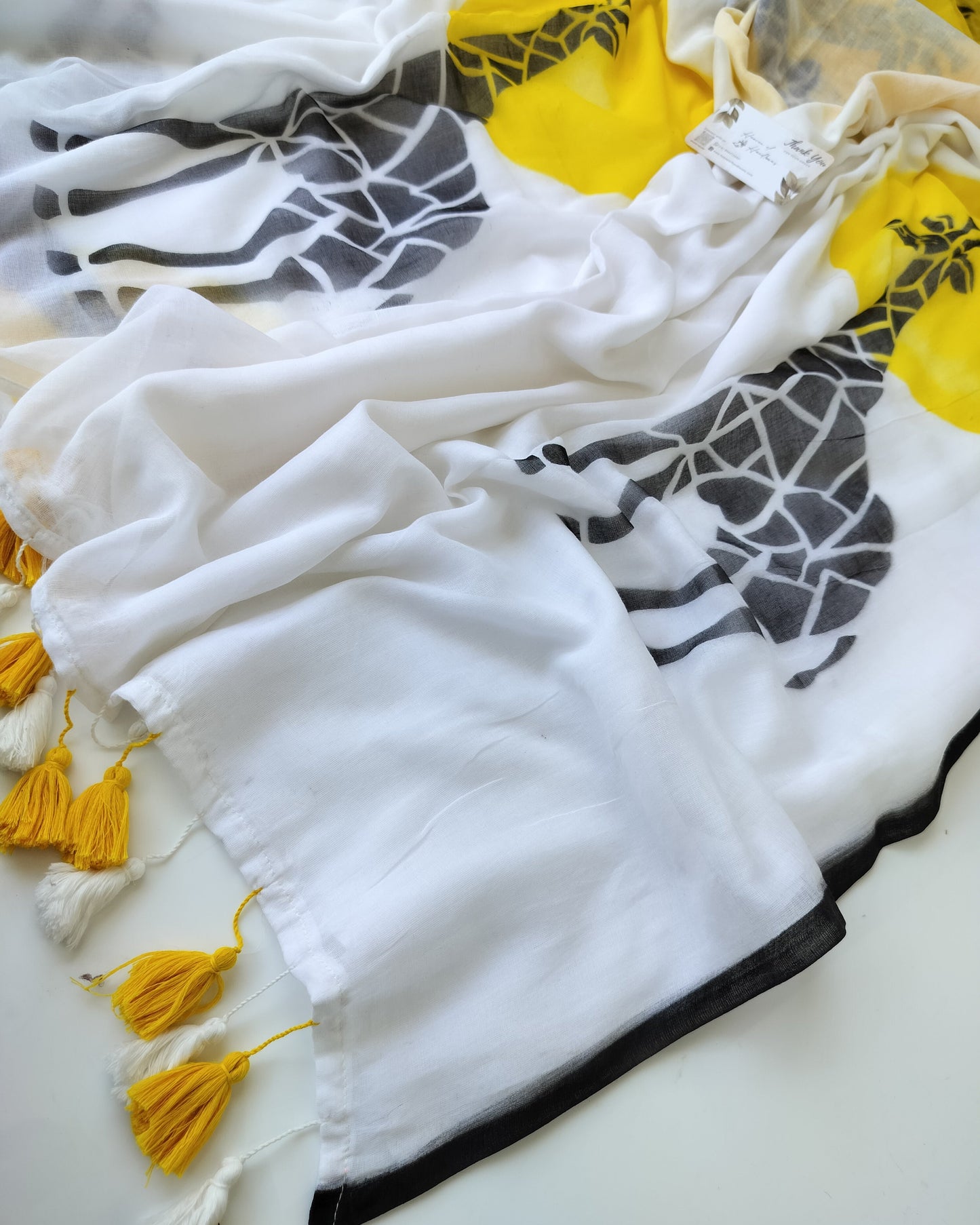 Printed Sarees - Giraffe