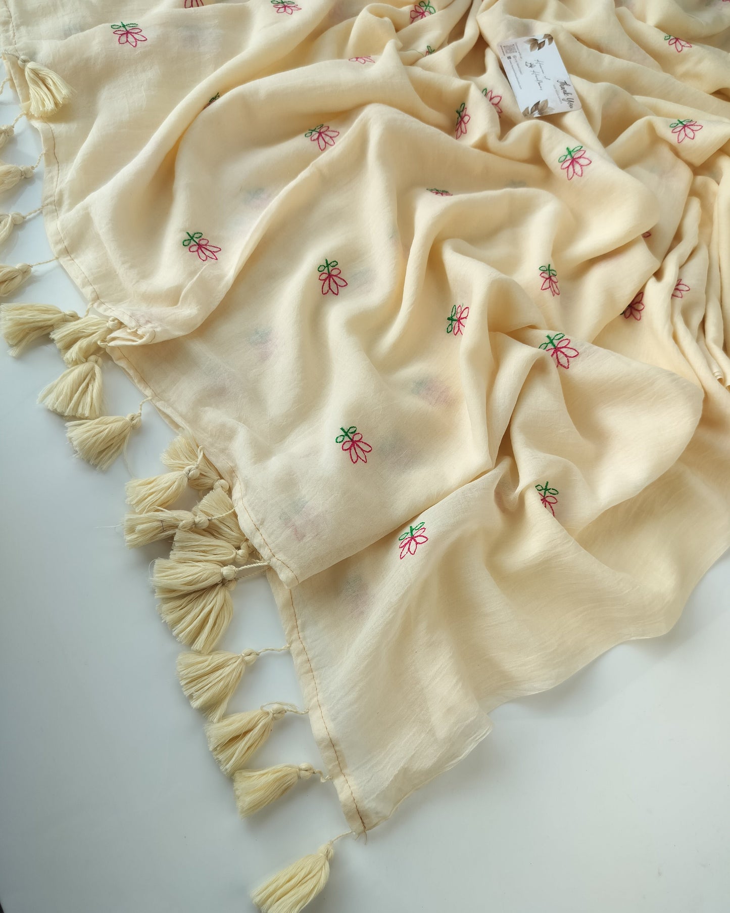 Embroidery Saree - Cream Tiny Lotus