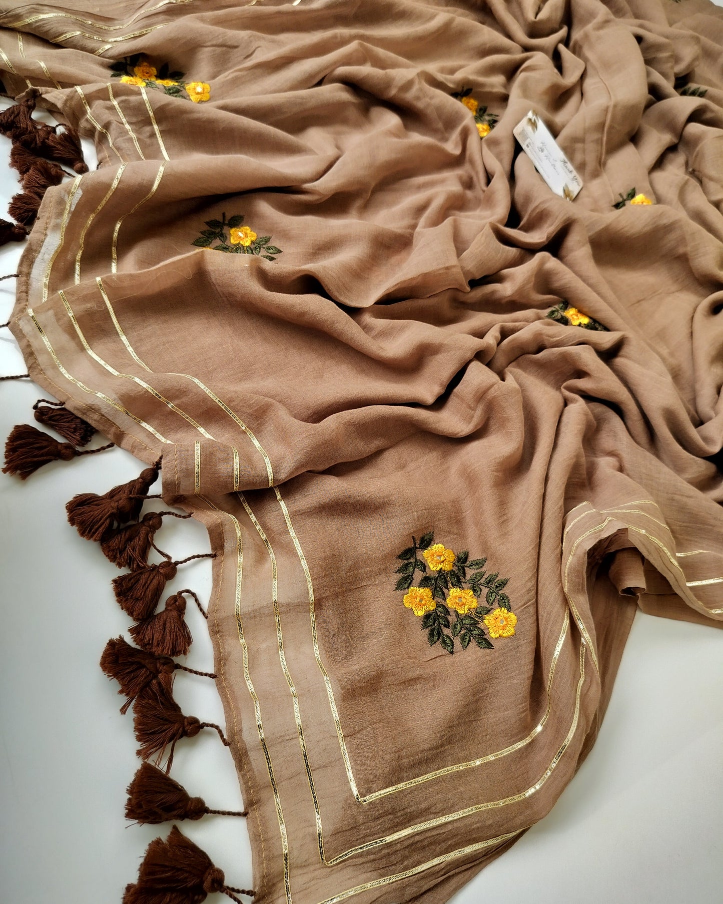 Festive Saree - Choco Flower Bouquet