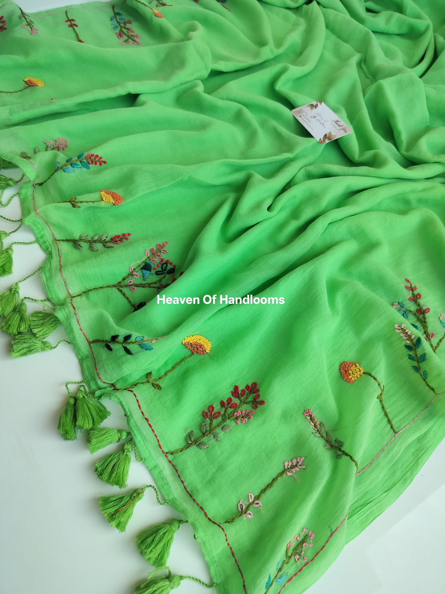 Premium Hand Stitch - Pista Floral Garden