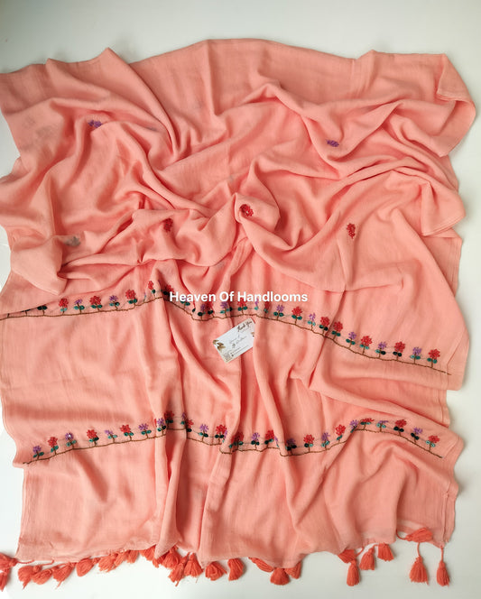 Premium Hand Stitch - Peach floral Queue