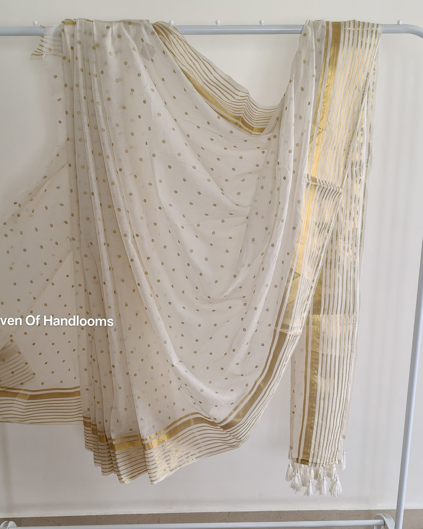 Onam-Vishu Saree -Small Polka