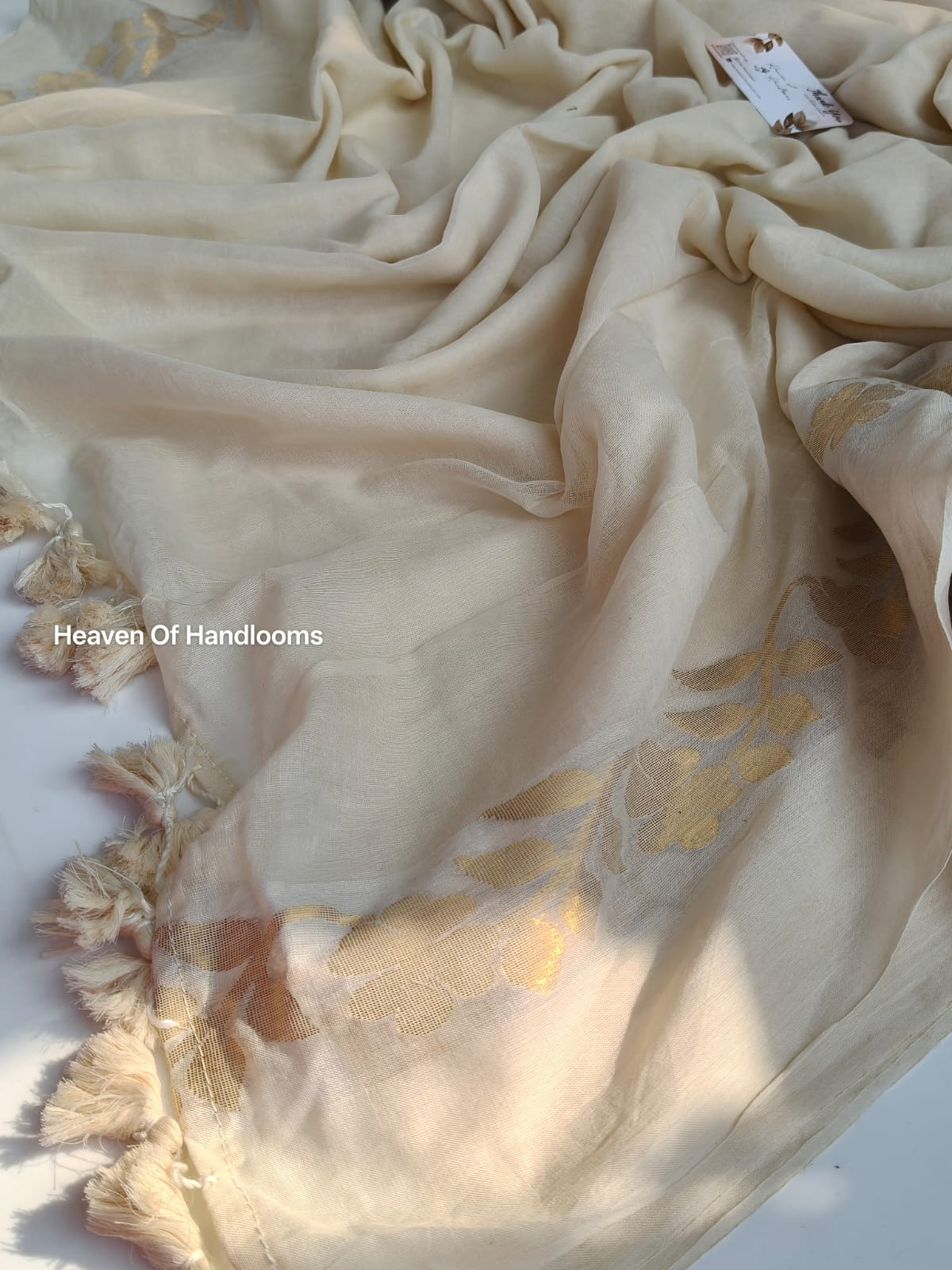 Onam-Vishu Saree - Cream Rose Border