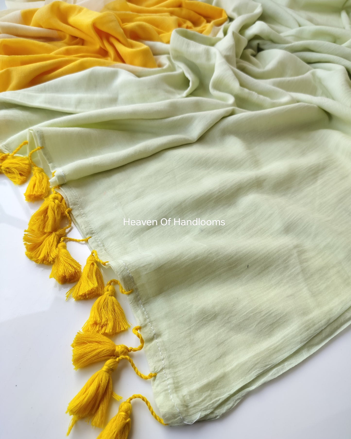 Corporate Choice - Cream Yellow Border
