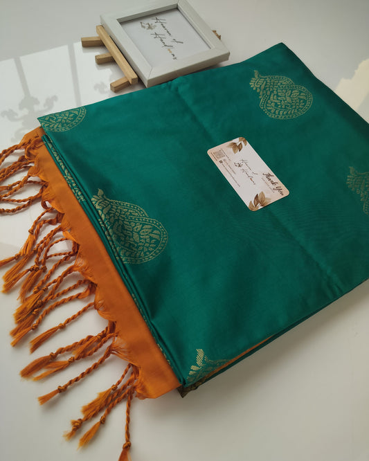 Vegan Silk Saree - Jungle Green