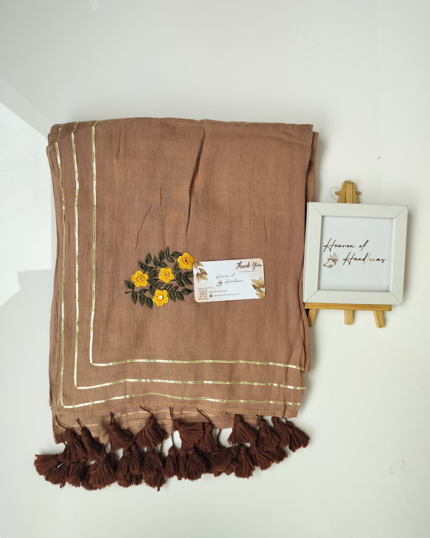 Festive Saree - Choco Flower Bouquet