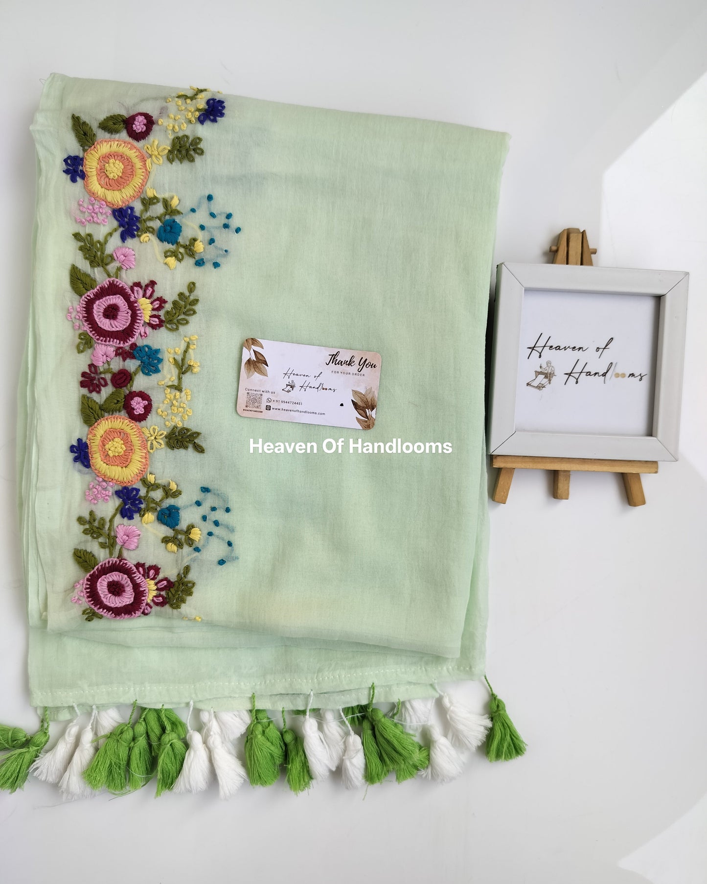 Premium Hand Stitch - Mint Flower