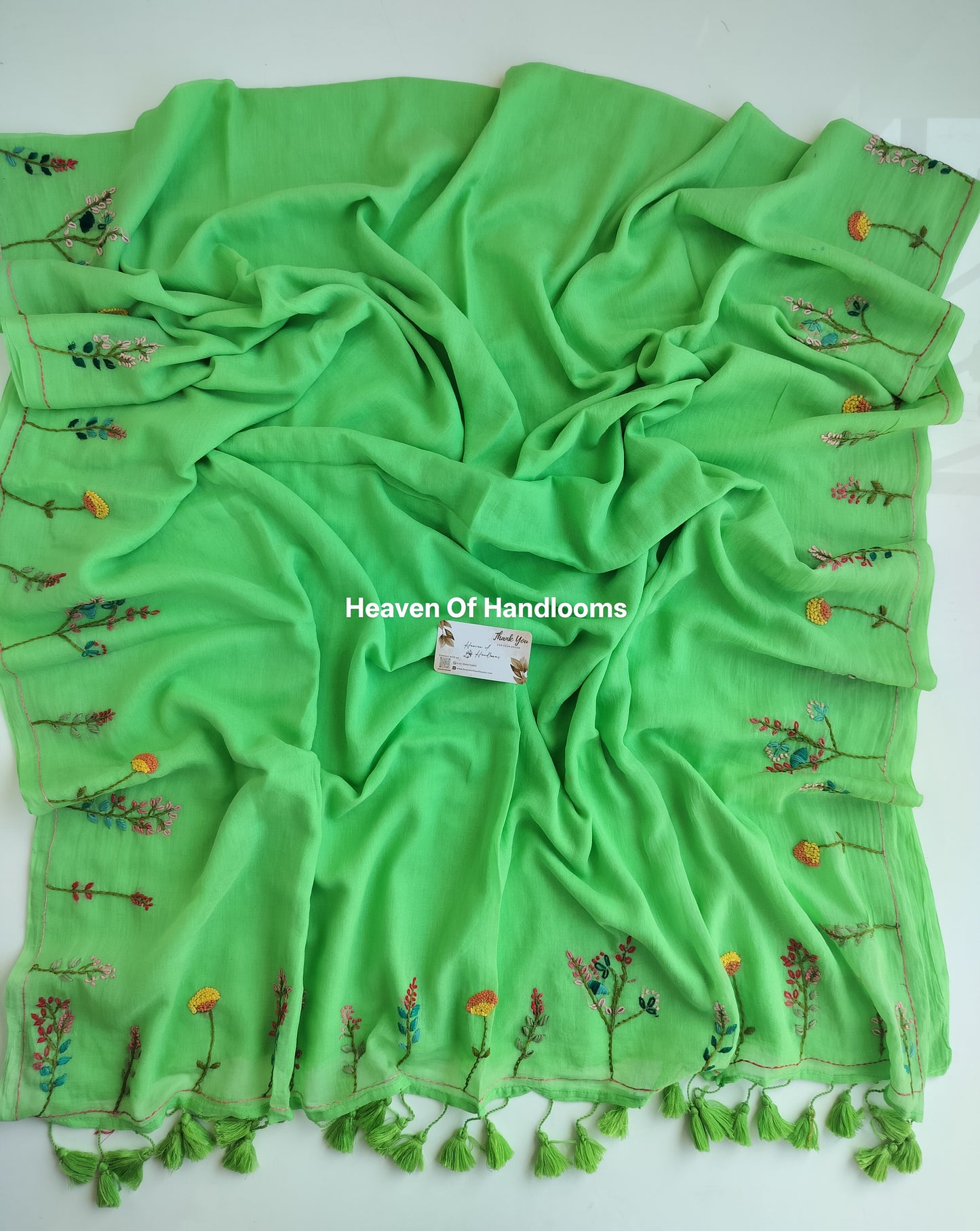 Premium Hand Stitch - Pista Floral Garden