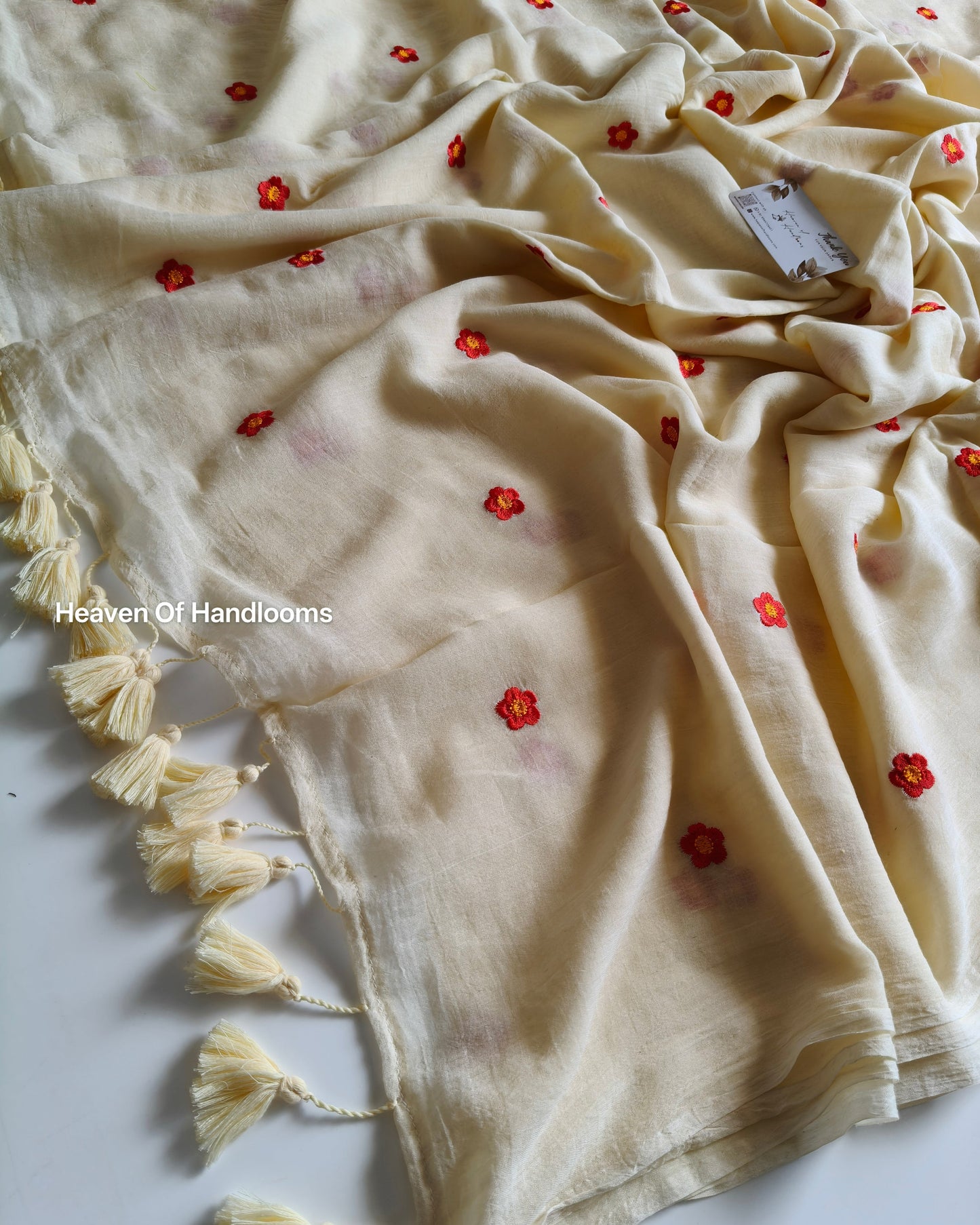 Embroidery Saree - Cream Blossom