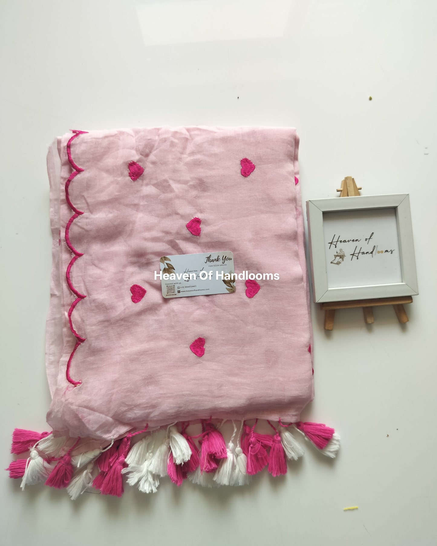 Embroidery Saree - Scallop Heart