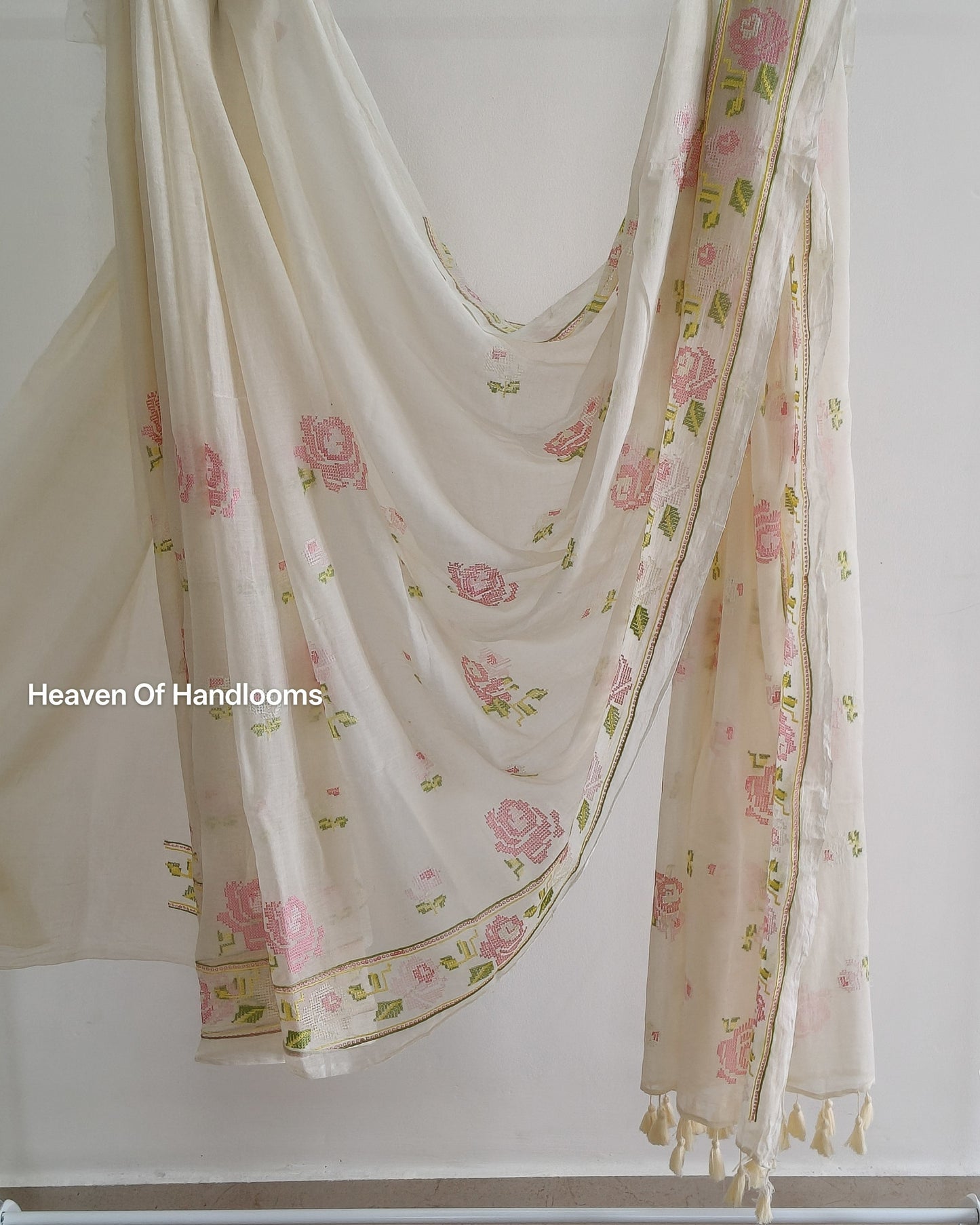Festive Saree - Cream Cross Stitch