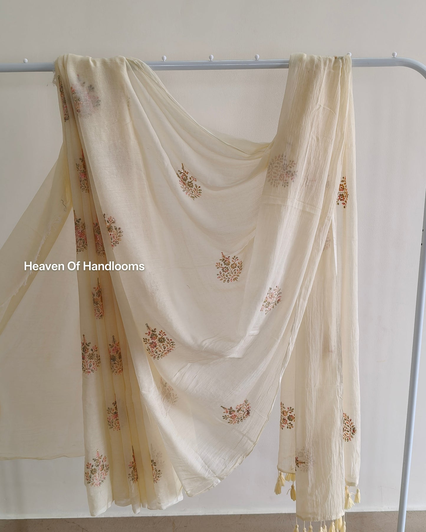 Festive Saree - Cream Floral Seq