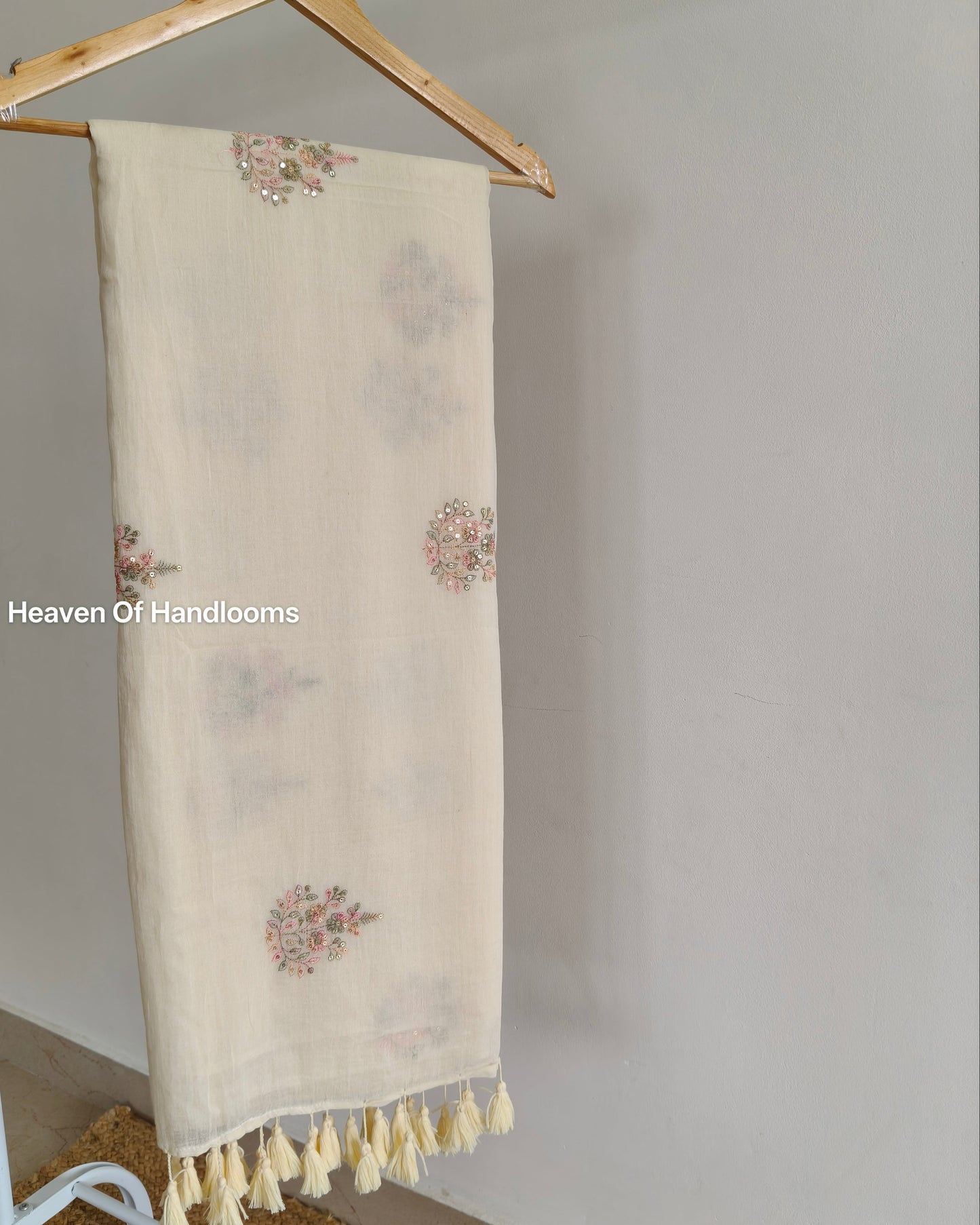 Festive Saree - Cream Floral Seq