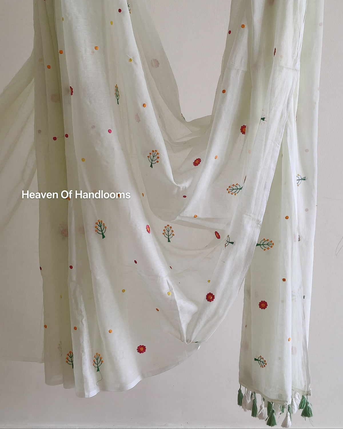 Embroidery Saree - Mint Sprinkle flowers