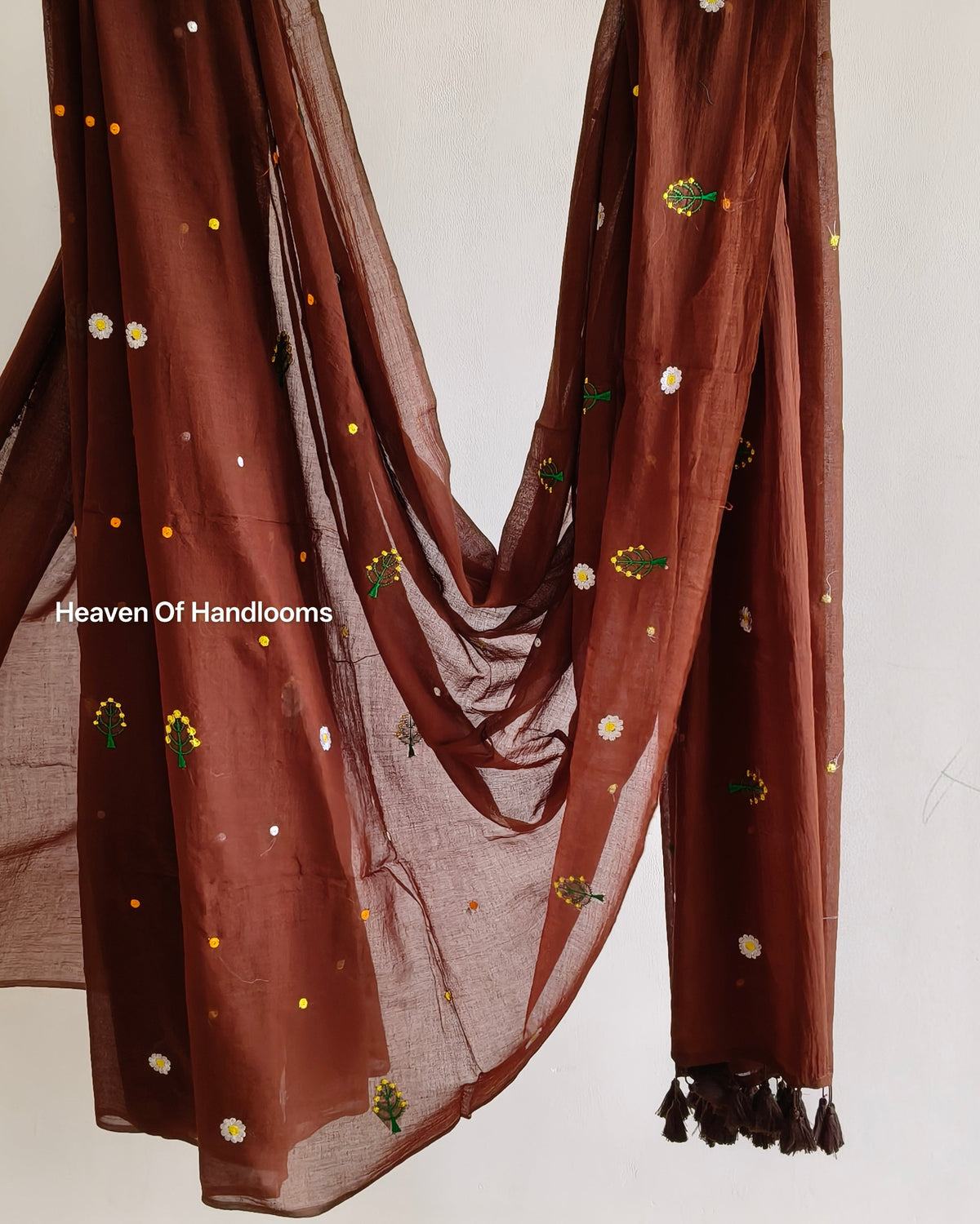 Embroidery Saree - Brown Sprinkle flowers