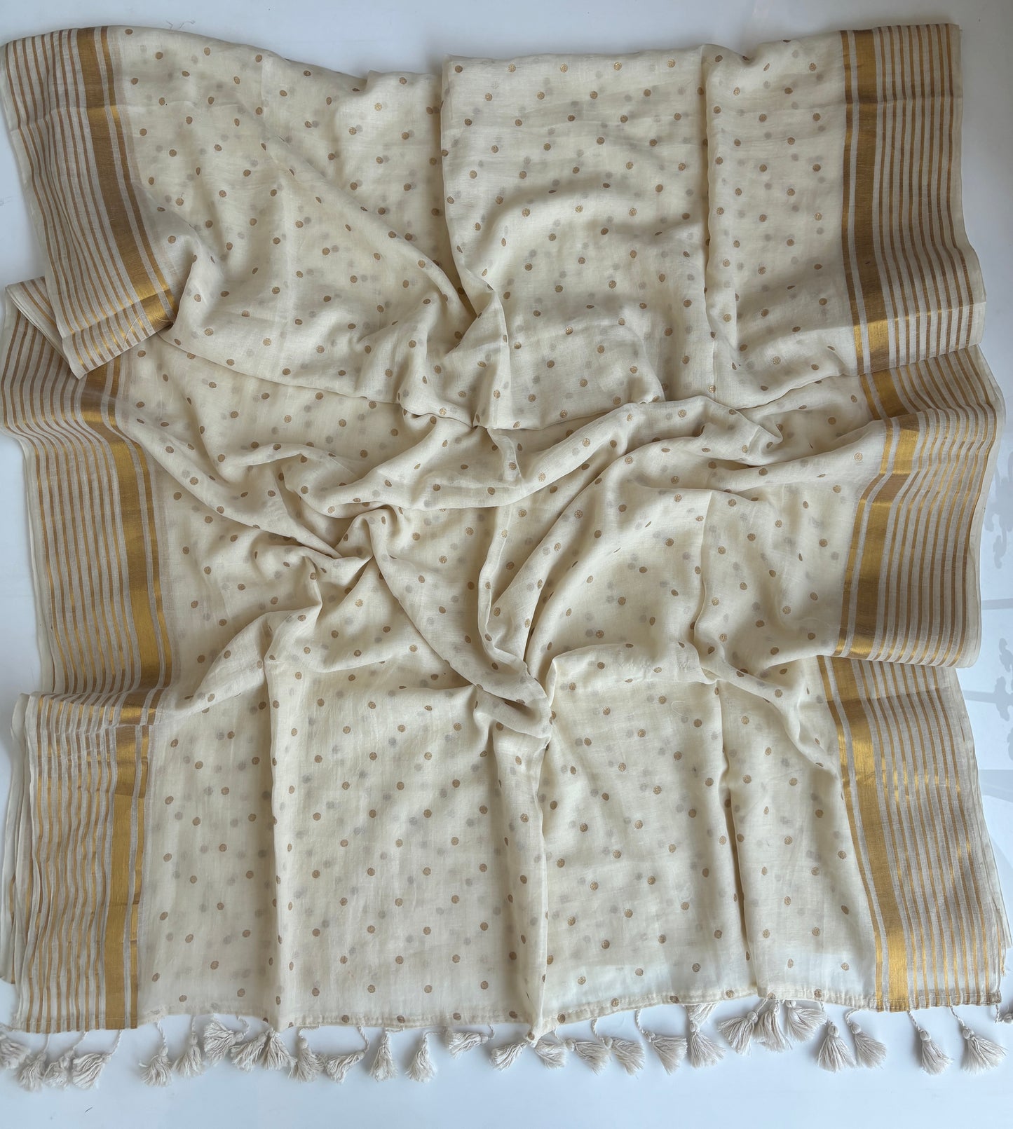 Onam-Vishu Saree - Cream Polka Dot