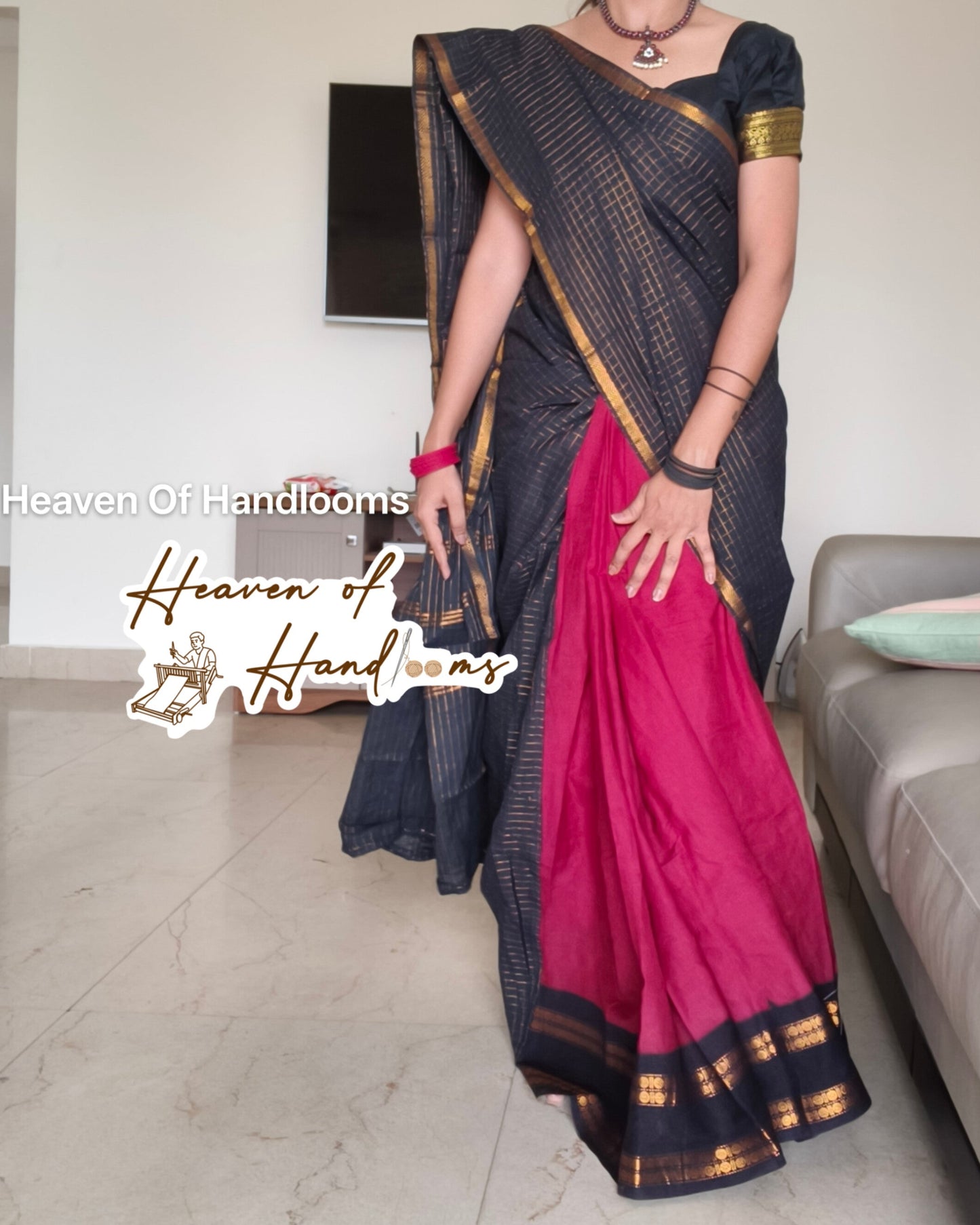 Black Pallu Ruthratcham