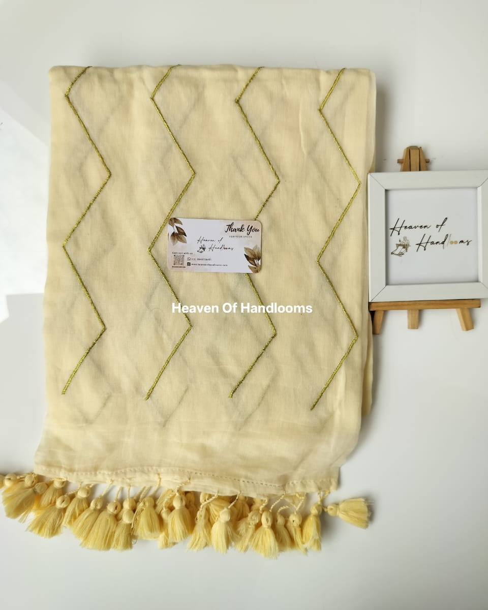 Embroidery Saree - Cream Zig Zag